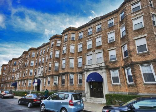 42 Strathmore Rd in Boston, MA - Building Photo