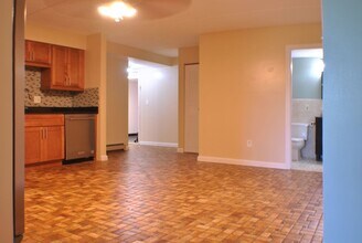 209 Riverview Ave in Newton, MA - Building Photo - Building Photo