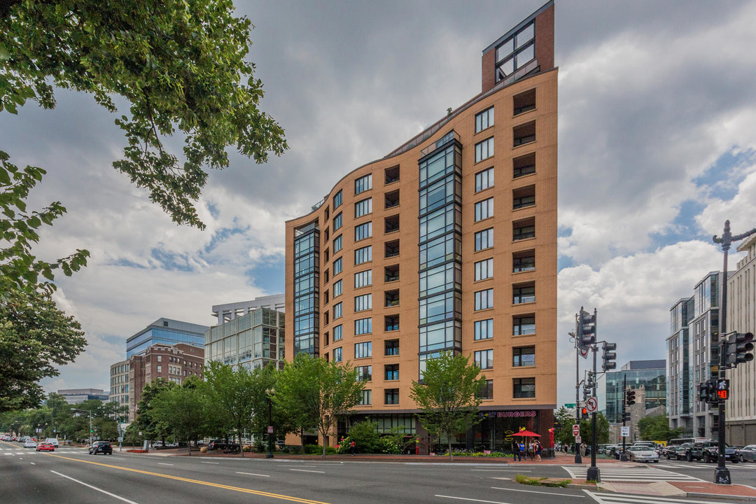 1010 Massachusetts Ave NW-Unit -#311 in Washington, DC - Foto de edificio