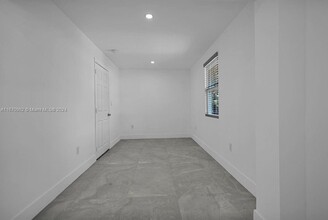 17961 NW 2nd Pl in Miami, FL - Building Photo - Building Photo