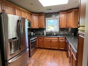 18 Pinewood Shores in Sherman, CT - Building Photo - Building Photo
