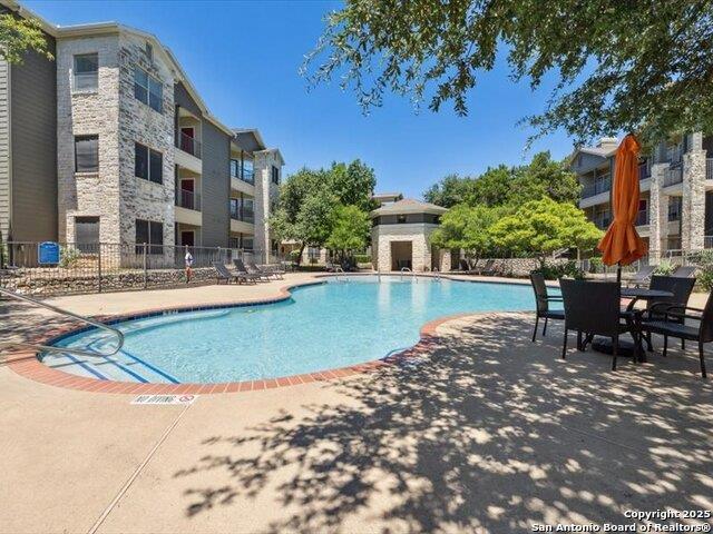 property at 2320 Gracy Farms Ln