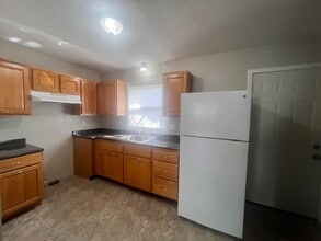 376 Walnut St in Springfield, MA - Building Photo - Building Photo