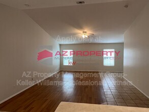 17863 W Calavar Rd in Surprise, AZ - Building Photo - Building Photo