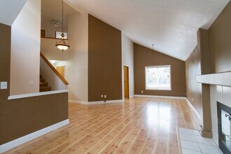5375 SW 149th Ave in Beaverton, OR - Building Photo - Building Photo