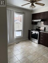 114 Mercer Crescent in Markham, ON - Building Photo