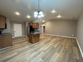 153 Perseverance Dr in Rombauer, MO - Building Photo - Building Photo