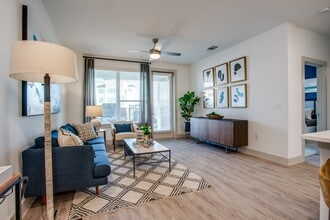 Vercanta at Burleson in Burleson, TX - Foto de edificio - Building Photo