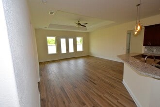 12120 Lyndell Plantation Dr in Panama City Beach, FL - Building Photo - Building Photo