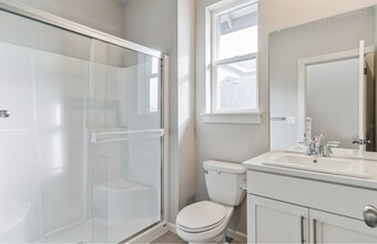 916 S 29th Pl in Ridgefield, WA - Foto de edificio - Building Photo