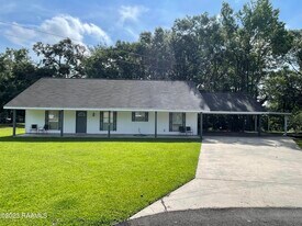 146 E Bayou Shore St