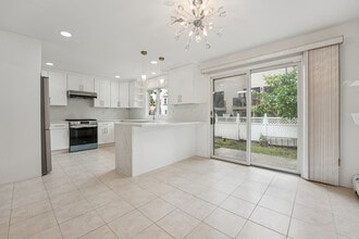 2180 South St in Fort Lee, NJ - Building Photo - Building Photo
