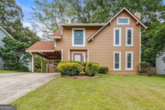 property at 6400 Oak Chase Ln