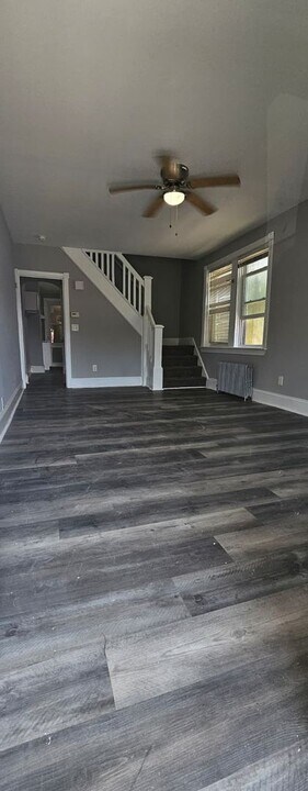 218 Wayne Ave in Trenton, NJ - Building Photo