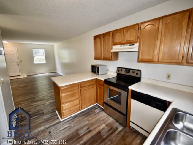 2931 Broad St in Bristol, TN - Building Photo - Building Photo