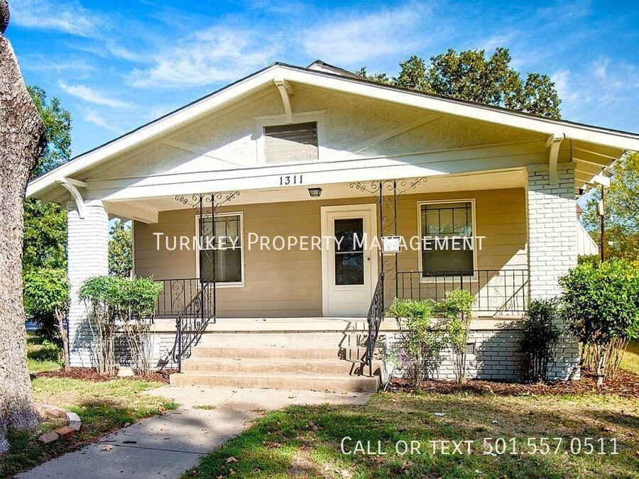 1311 S Schiller St in Little Rock, AR - Building Photo