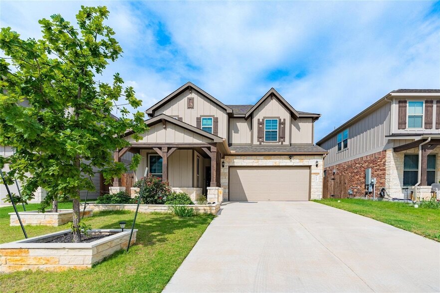 224 Bella Luna Way in Liberty Hill, TX - Building Photo