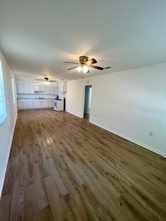 905 Phlox Ave in Metairie, LA - Building Photo