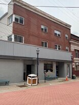 206 S 3rd Ave in Elizabeth, PA - Building Photo