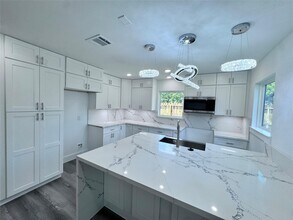 801 Woodard St in Houston, TX - Building Photo - Building Photo