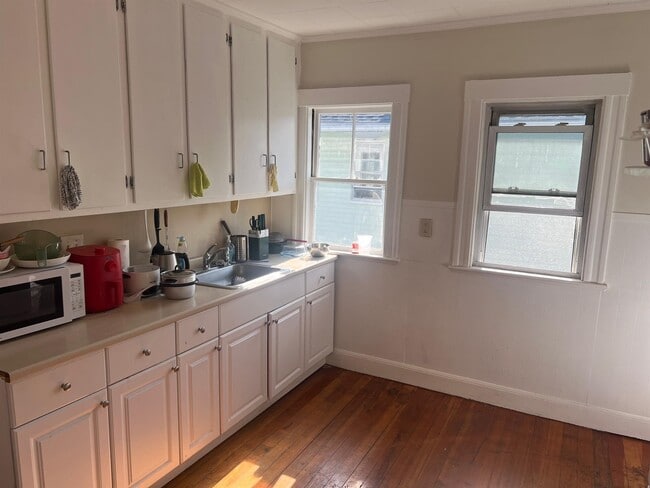 73 Frederick Ave, Unit 2