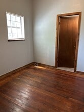 305 W Forest St in Pittsburg, KS - Building Photo - Building Photo