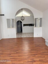 6909 Canyon Run Dr in El Paso, TX - Building Photo - Building Photo