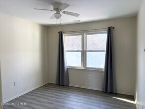 504 Crawford St in Eatontown, NJ - Building Photo - Building Photo