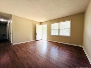 289 Ramona Dr in Fayetteville, NC - Building Photo - Building Photo