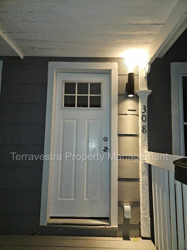 308 W Powell St in Millville, NJ - Building Photo - Building Photo