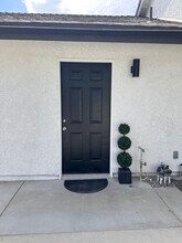 240 Sunny Halo Ct in Perris, CA - Building Photo - Building Photo