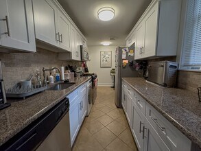 1618 Spruce St in Philadelphia, PA - Building Photo - Building Photo