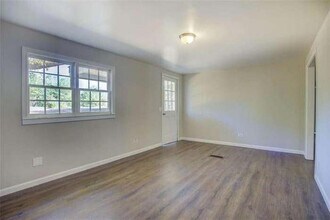 201 Oglesby Bridge Rd SE in Conyers, GA - Building Photo - Building Photo