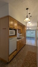 5466 Pentail Cir in Tampa, FL - Building Photo - Building Photo