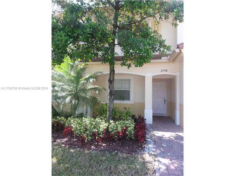 2790 SW 83rd Terrace in Miramar, FL - Foto de edificio