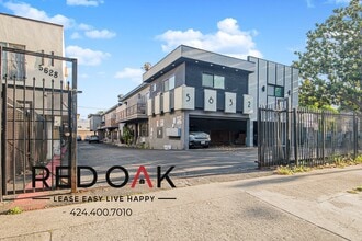 5632 Harold Way, Unit 4 in Los Angeles, CA - Building Photo - Building Photo