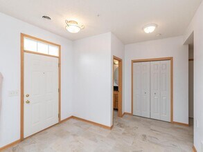 17500 68th Pl N in Osseo, MN - Building Photo - Building Photo