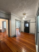 27 Gilman Ter, Unit 1 in Somerville, MA - Building Photo - Building Photo