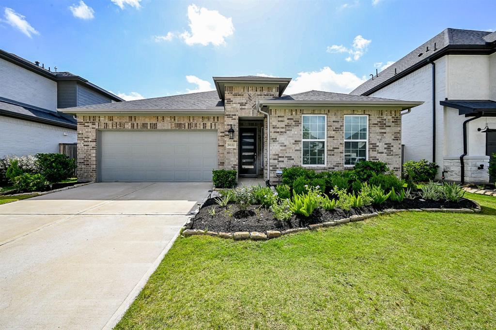 9222 Dearborn Knoll Dr in Cypress, TX - Building Photo