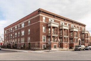 637 E 49th St in Chicago, IL - Building Photo