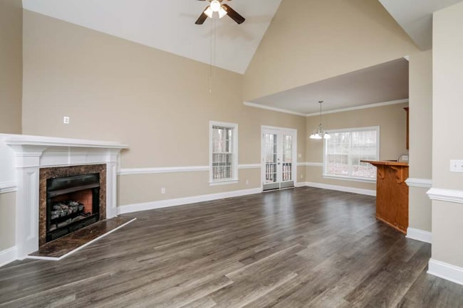 property at 68 Crabapple Ln