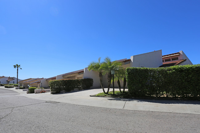 1051 Gorsline Dr in El Cajon, CA - Building Photo - Building Photo