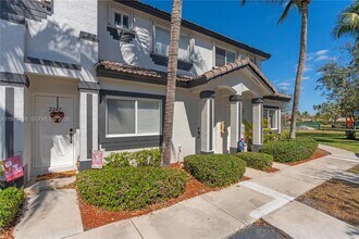 2245 SE 25th Ave in Homestead, FL - Building Photo - Building Photo