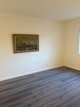 8550 Sawyer St-Unit -02 in Los Angeles, CA - Building Photo - Building Photo