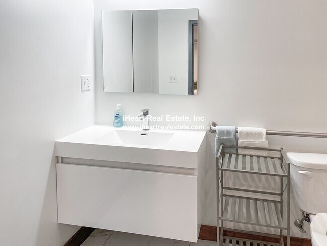 150 State St in Boston, MA - Foto de edificio - Building Photo