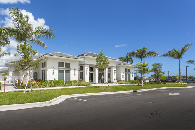 The Olivia in Homestead, FL - Building Photo - Building Photo