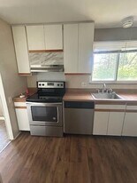 2100 S New Florissant Rd