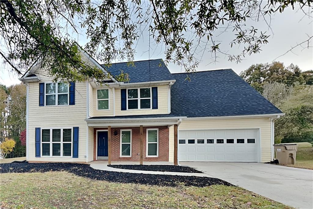 6072 Devonshire Dr in Flowery Branch, GA - Building Photo