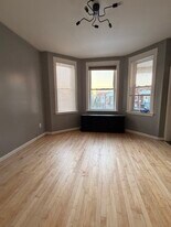 2423 S 57th Ct, Unit 1 in Cicero, IL - Building Photo