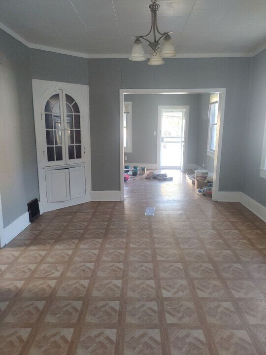 4501 Hyde Ave in Cleveland, OH - Building Photo